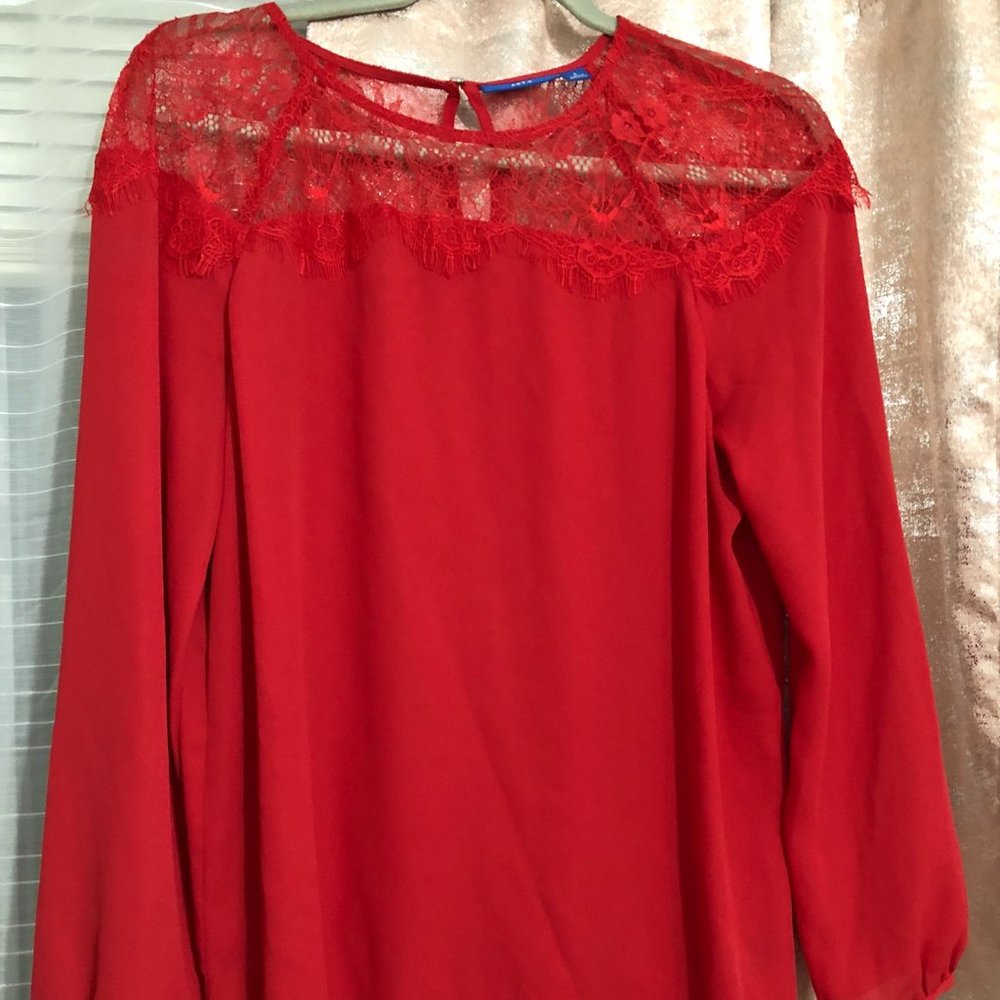 Red Lace Trim Top - Sz Small